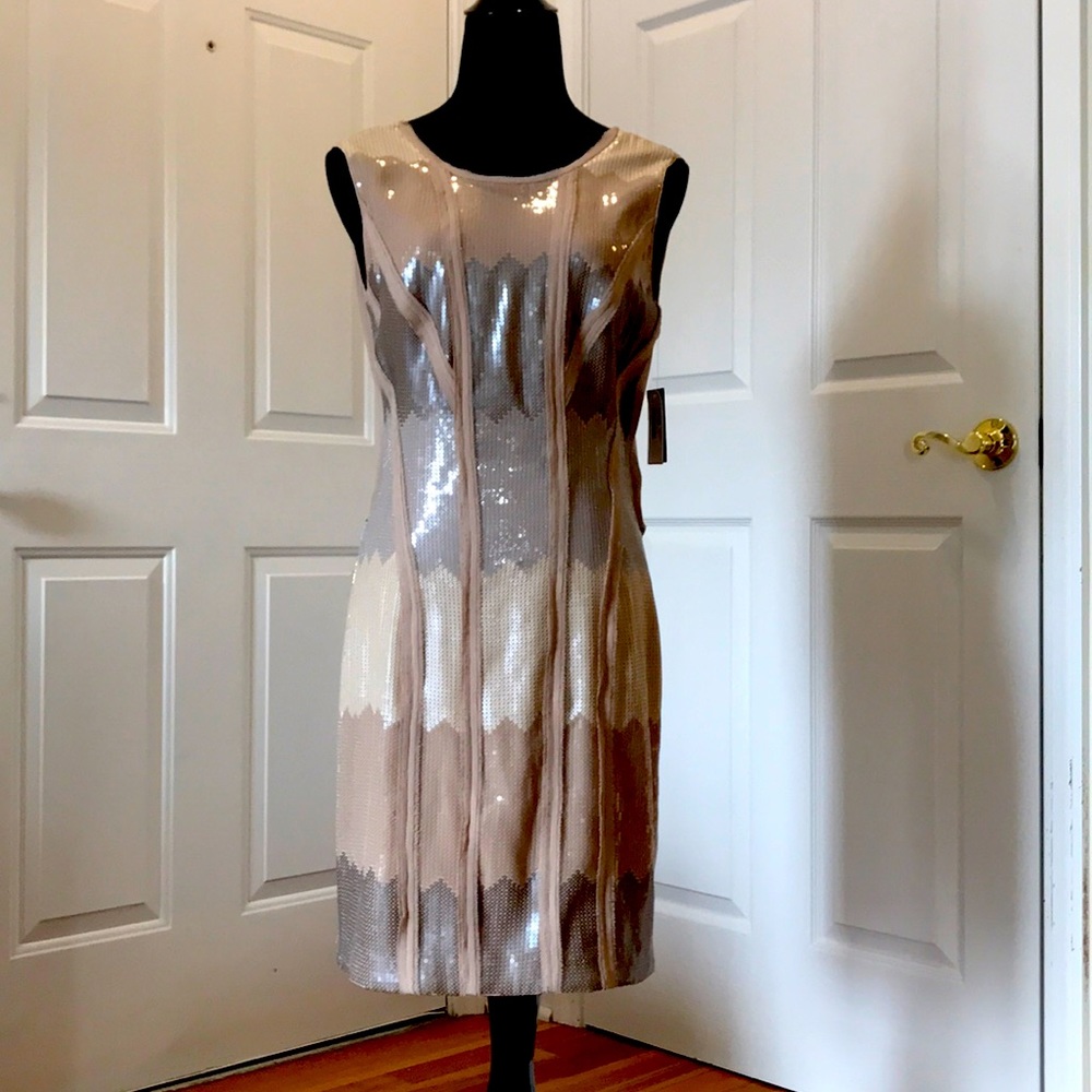 Jessica Simpson Sequin Backless Sheath Dress in Champagne and Taupe